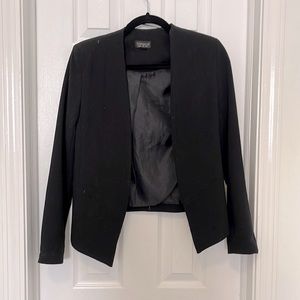 Cropped black blazer